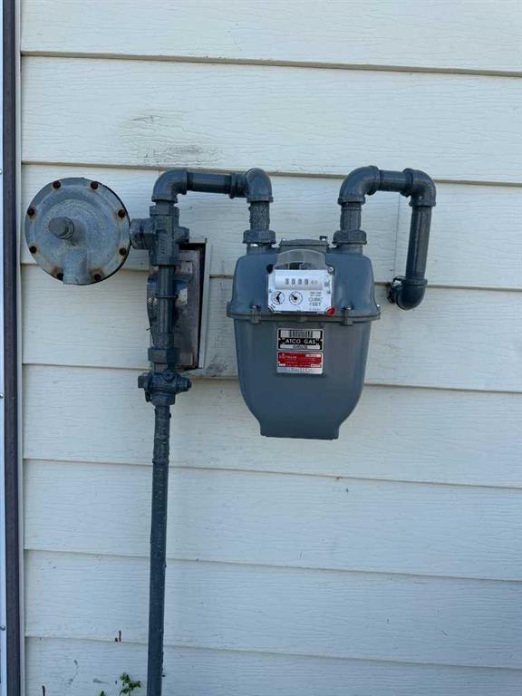 Picture for 1, 1701 48 Street SE