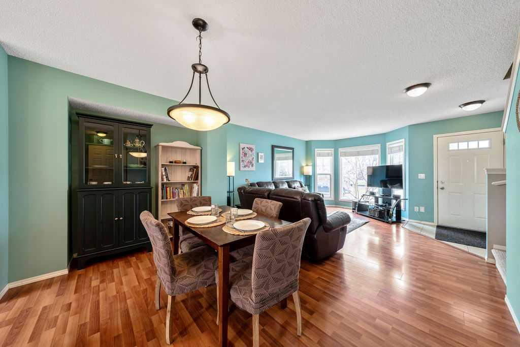 Picture for 136 Cramond Green SE