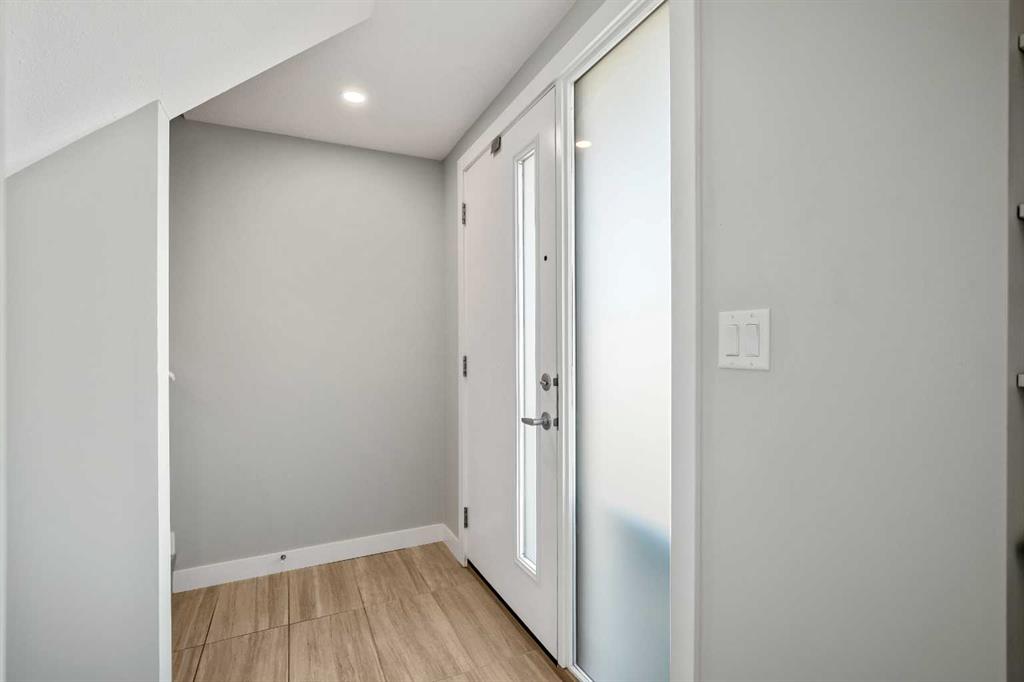 Picture for 2919 136 Avenue NW