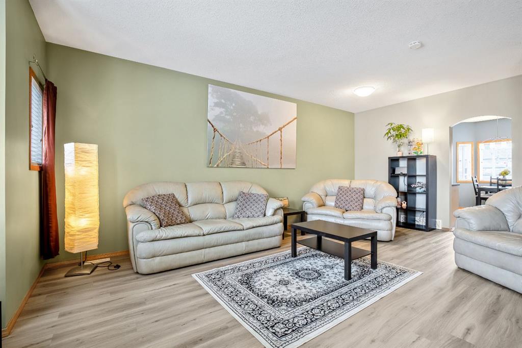 Picture for 209 Strathcona Circle 