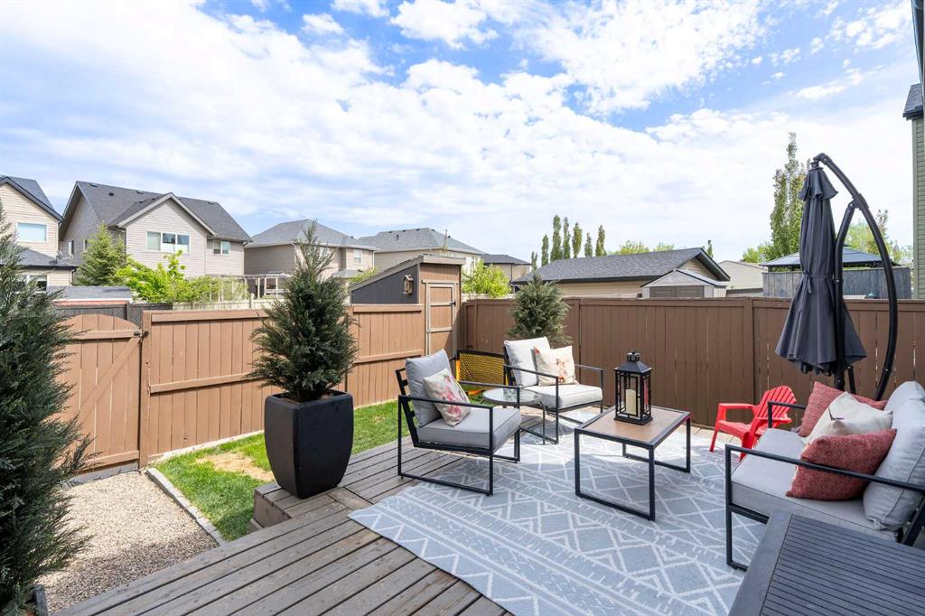 Picture for 24 Copperpond Road SE