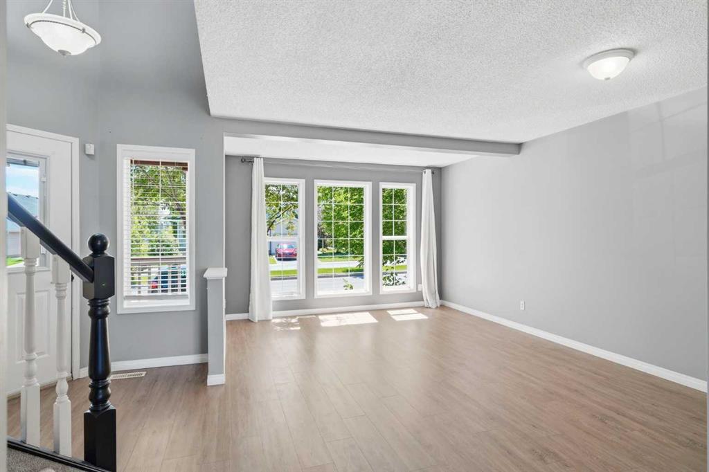 Picture for 20 Coventry Way NE