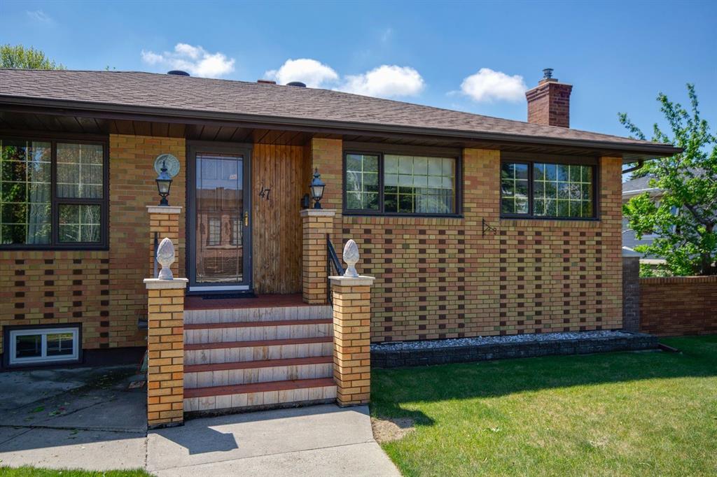 Picture for 47 Montrose Crescent NE