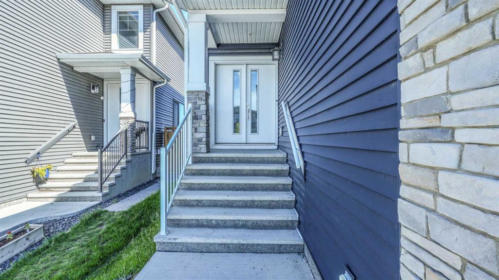 Picture for 889 Corner Meadows Way NE