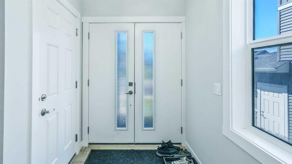 Picture for 889 Corner Meadows Way NE