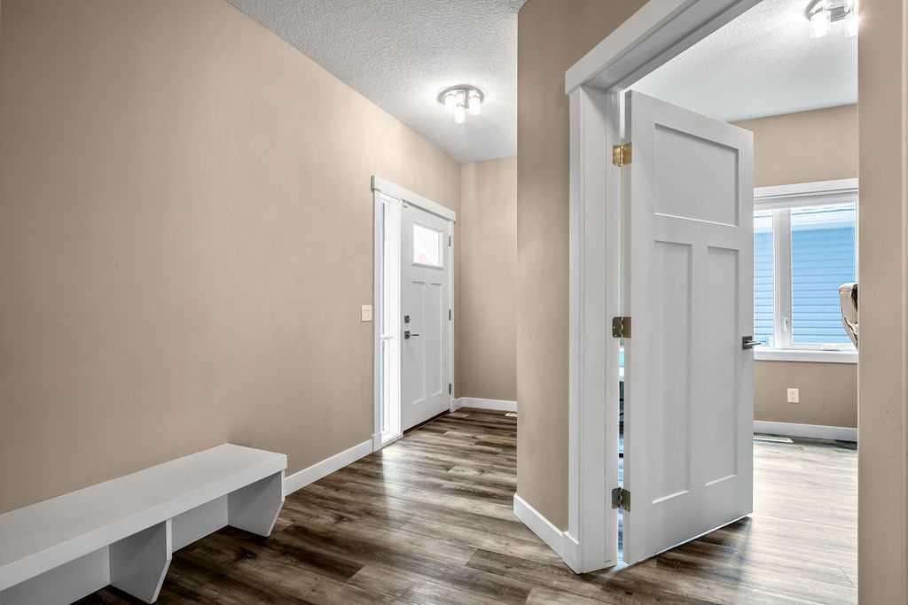 Picture for 1918 High Park Circle NW