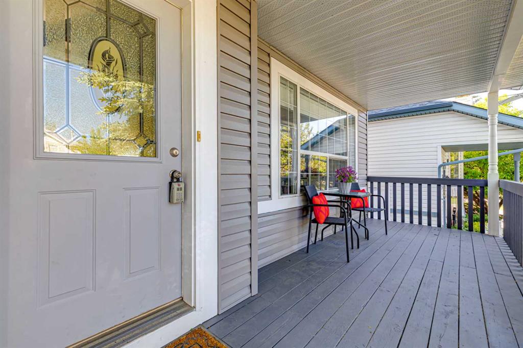 Picture for 114 Bridlewood Close 