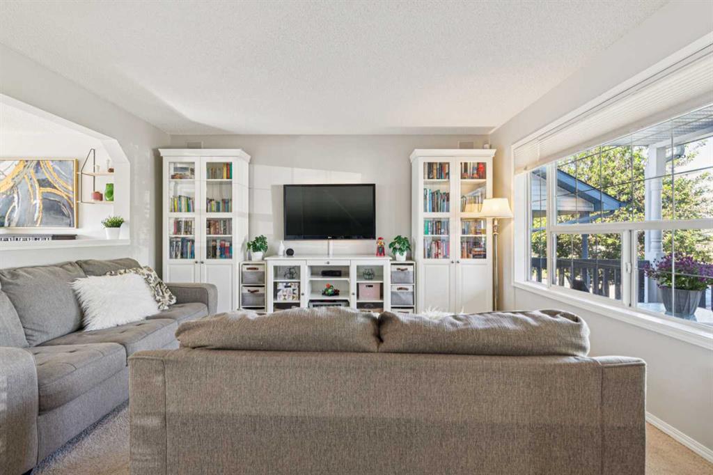 Picture for 114 Bridlewood Close 