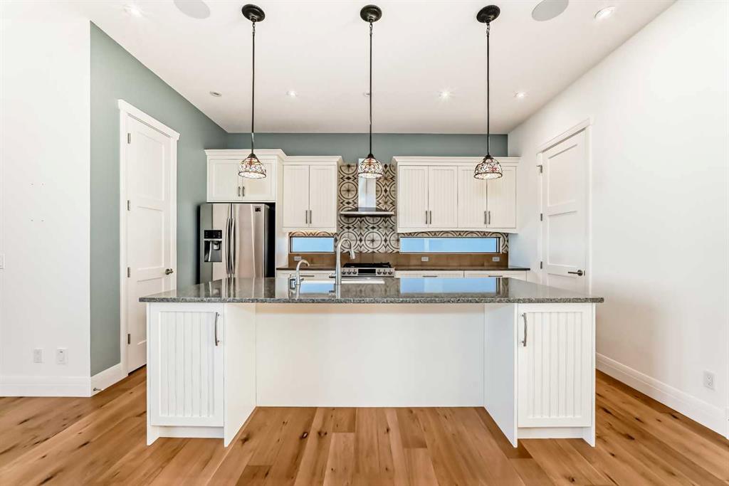 Picture for 2323 3 Avenue NW