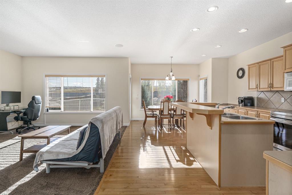 Picture for 153 Kincora Bay NW