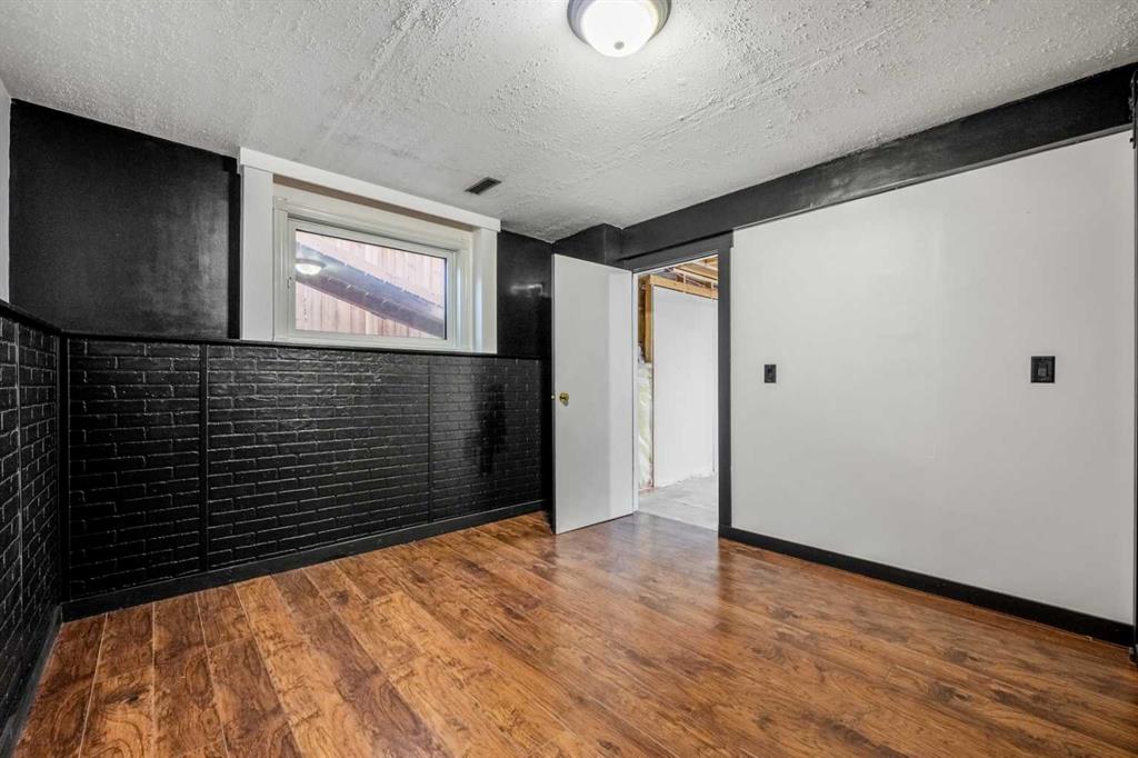 Picture for 62 Elsmore Place SE https://www.cirrealty.ca/reb/creb/79/A2267079_32.jpg