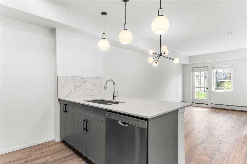 Picture for #217, 140 Mahogany Street SE