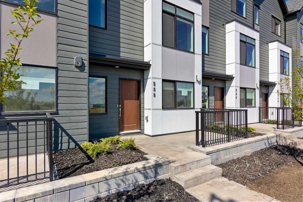 Picture for 132 Quesnay Wood Link SW