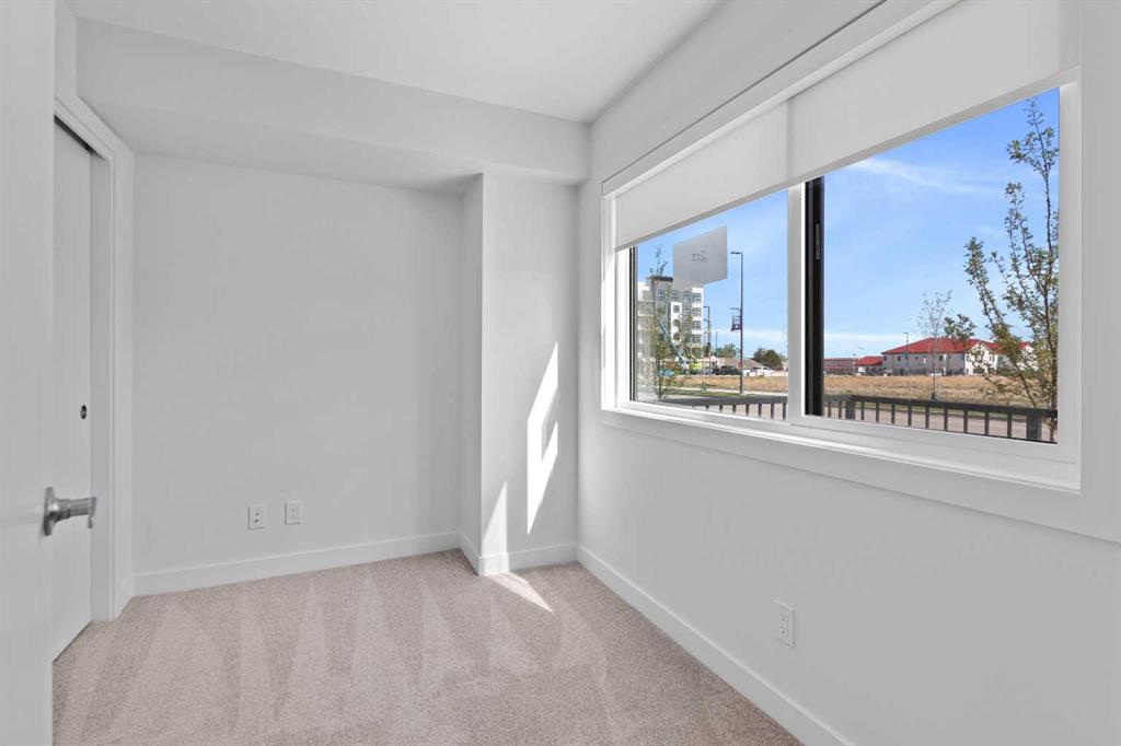 Picture for 132 Quesnay Wood Link SW