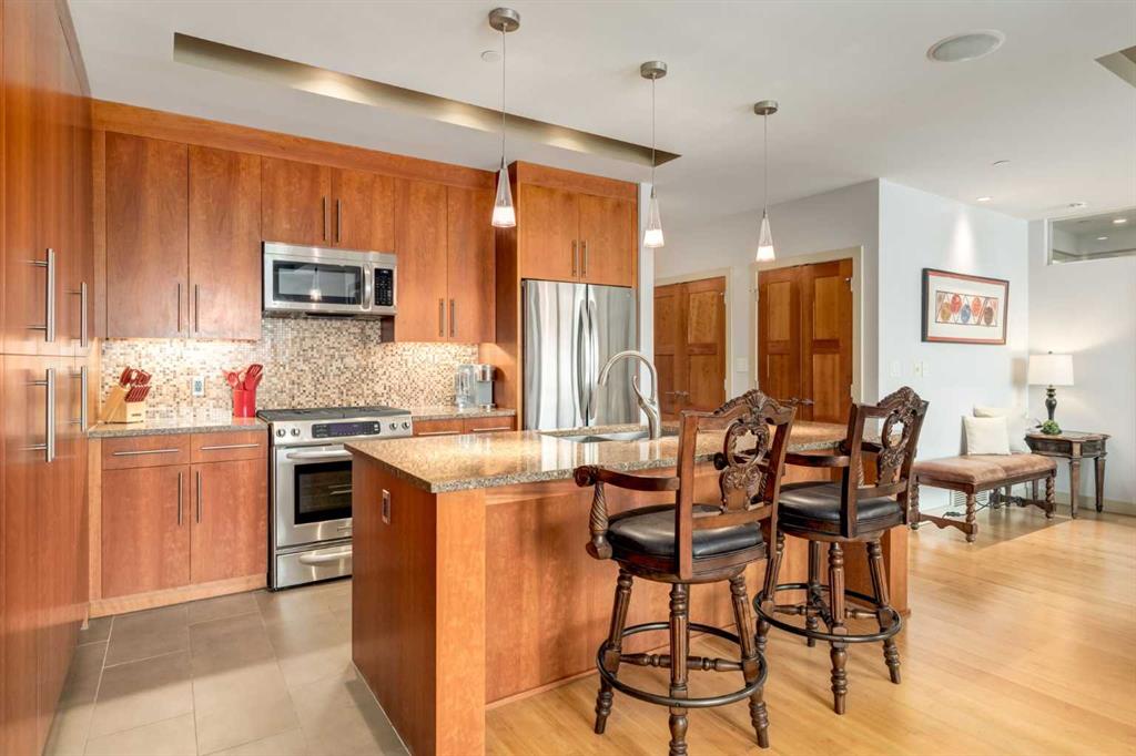 Picture for 803, 701 3 Avenue SW