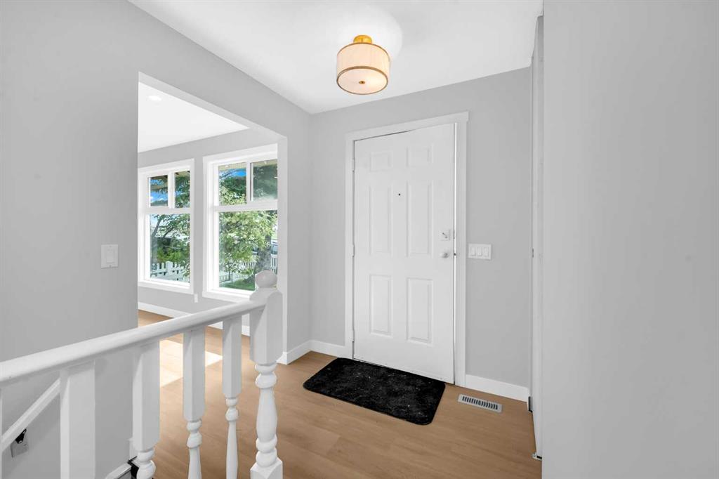 Picture for 219 Falwood Way NE