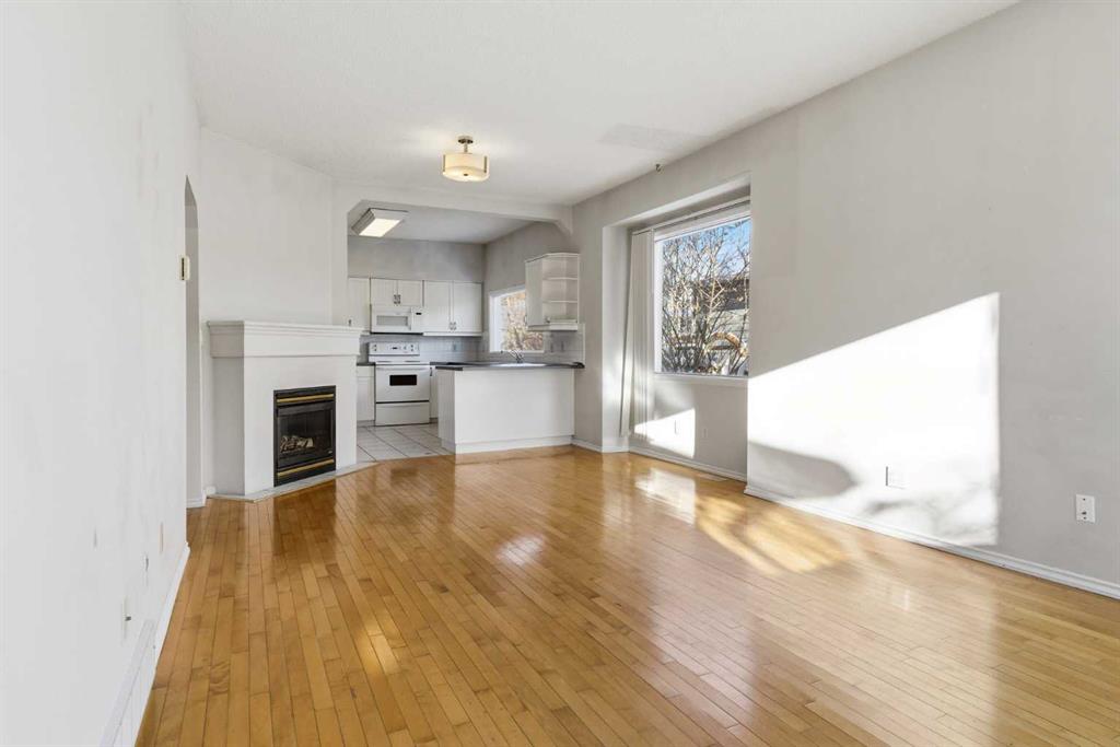 Picture for 310 10 Avenue NE