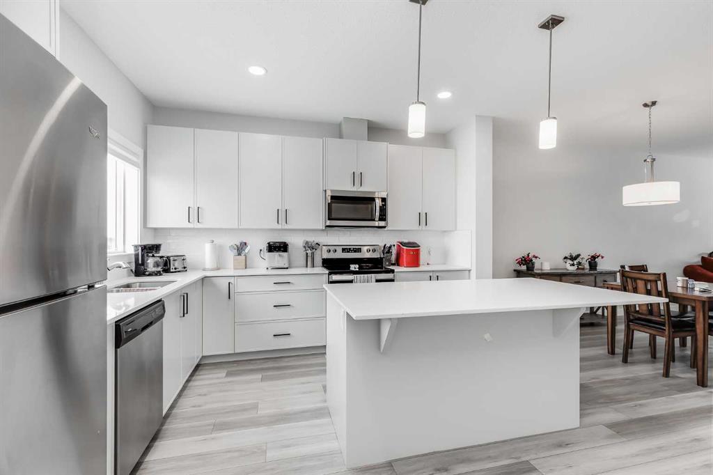 Picture for 226 Midgrove Mews SW