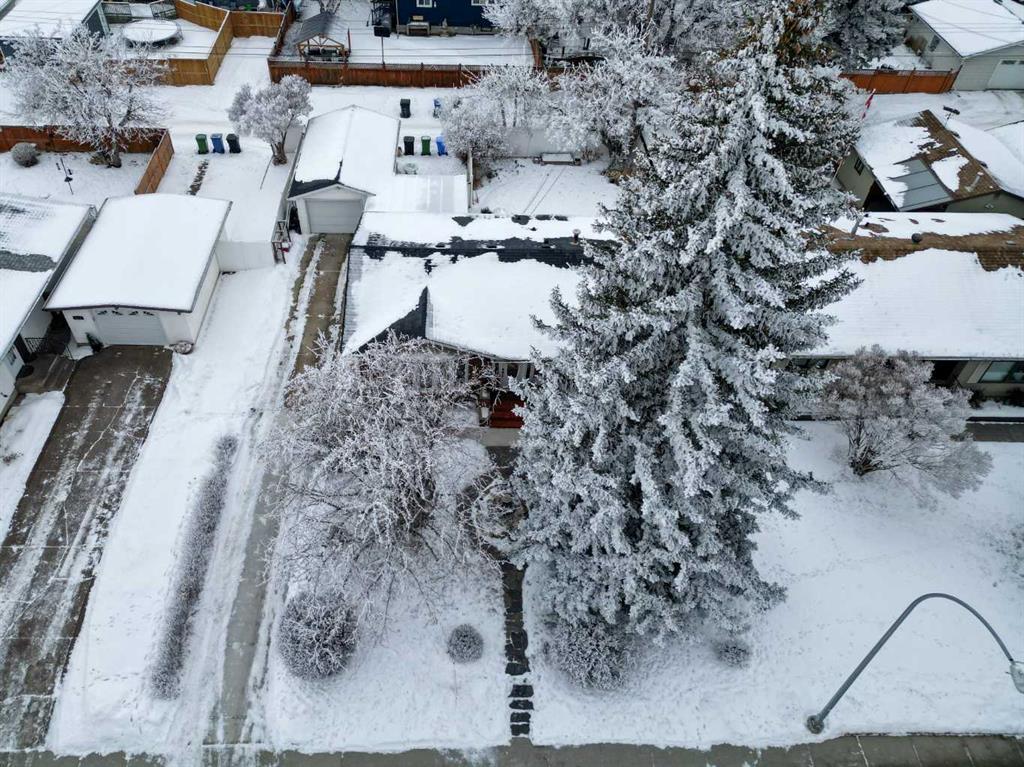 Picture for 6415 Lombardy Crescent SW