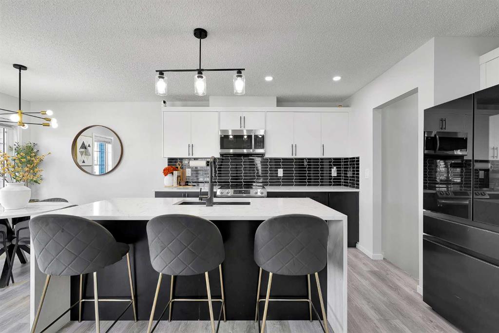 Picture for 11 Carringham Way NW