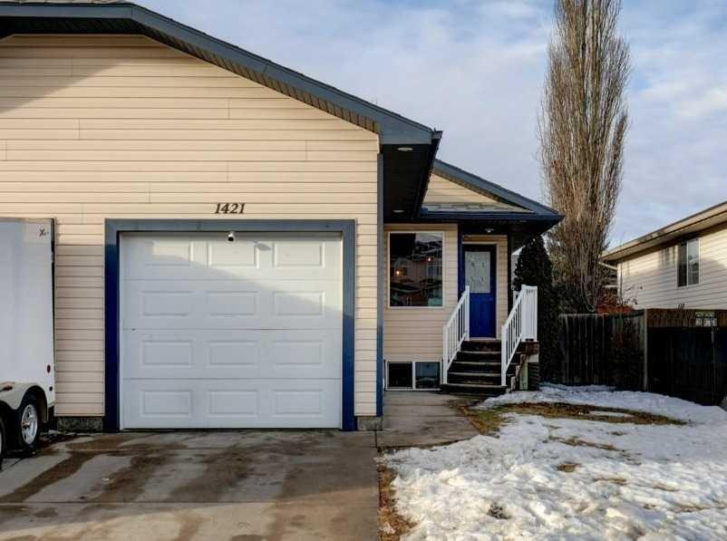 Picture for 1421 Strathcona Way 