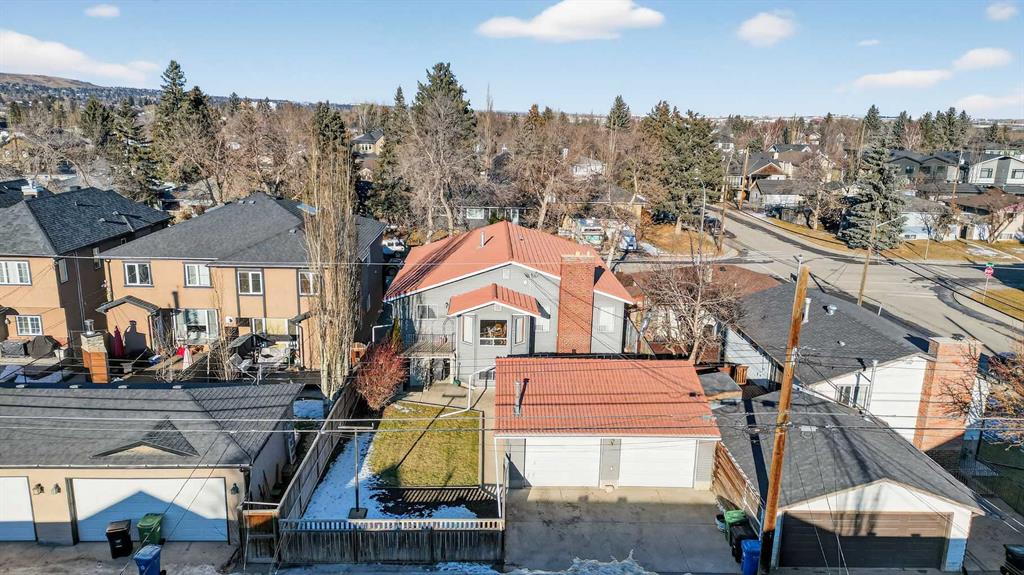 Picture for 455 24 Avenue NE