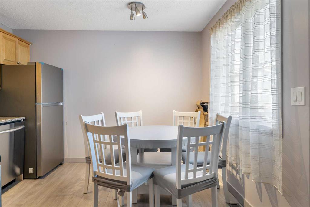 Picture for 80, 5103 35 Avenue SW