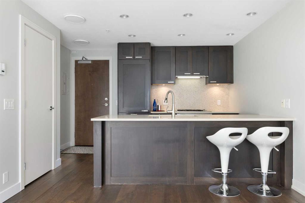 Picture for 1826, 222 Riverfront Avenue SW