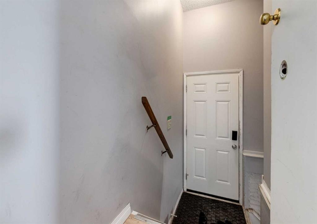 Picture for 7634 &amp; 7636 22A Street SE