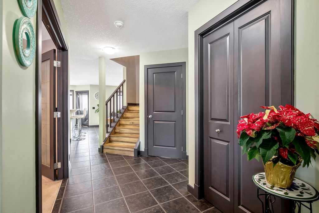 Picture for 6 Westmount Circle 