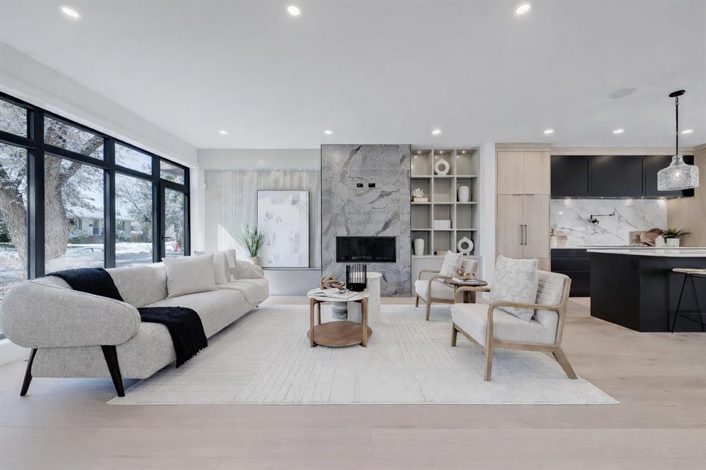 Picture for 2838 34 Street SW