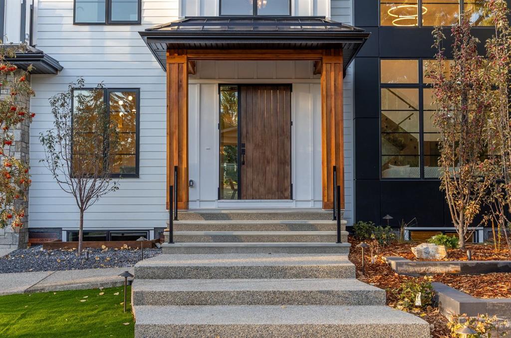 Picture for 620 Varsity Estates Crescent NW