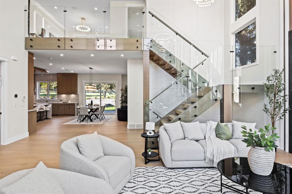 Picture for 620 Varsity Estates Crescent NW