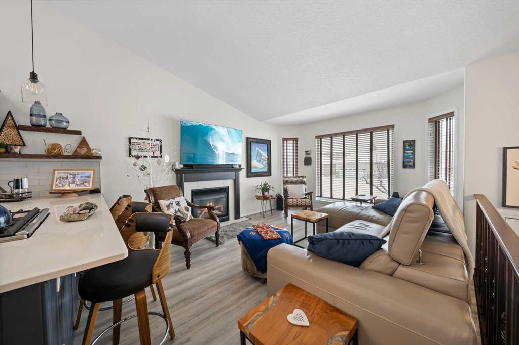 Picture for 103 Adams Close N