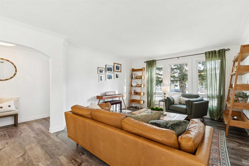 Picture for 119 Midland Crescent SE