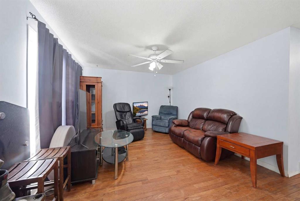 Picture for 128 Ridgegate Way SW