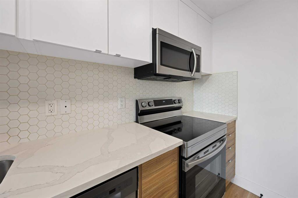 Picture for 112, 10060 46 Street NE