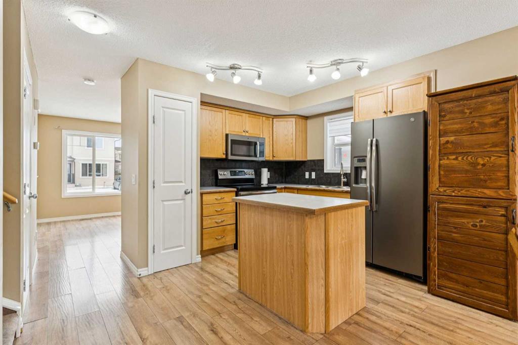 Picture for 1104, 2384 Sagewood Gate SW