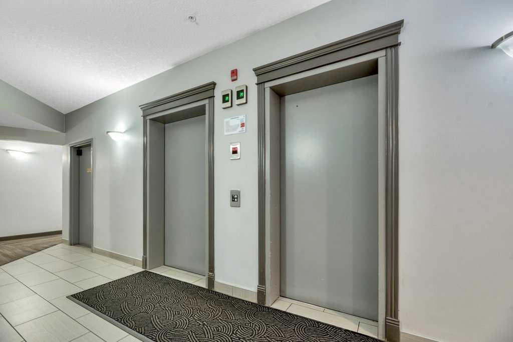 Picture for 304, 1408 17 Street SE