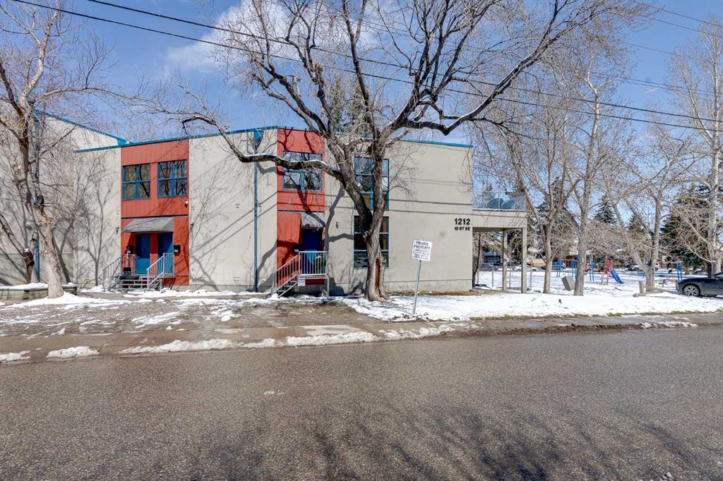 Picture for 304, 1212 13 Street SE