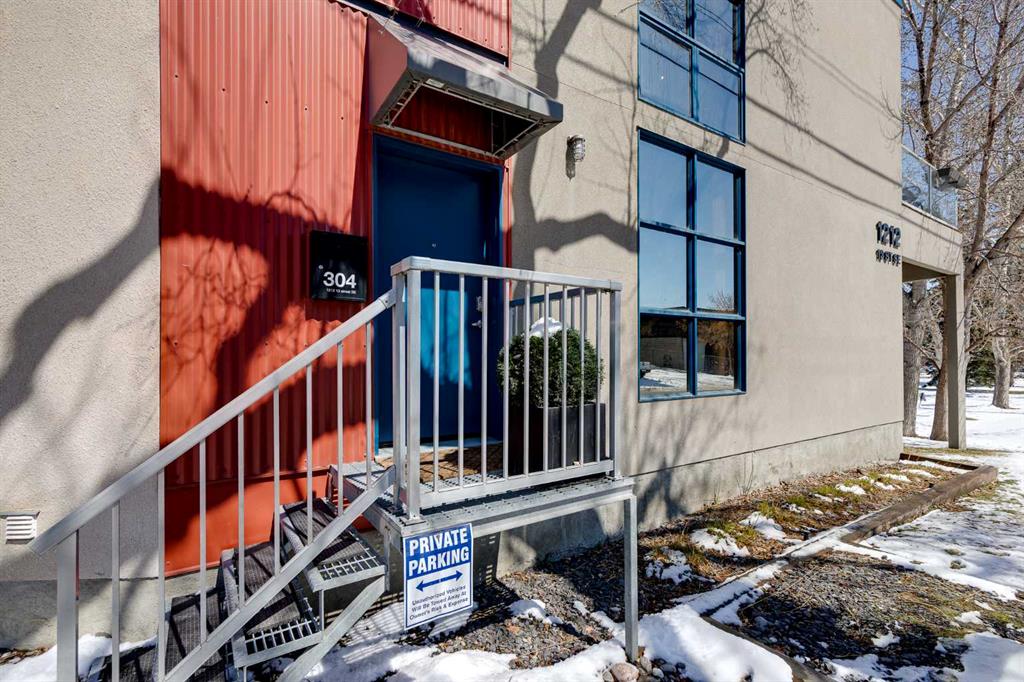 Picture for 304, 1212 13 Street SE