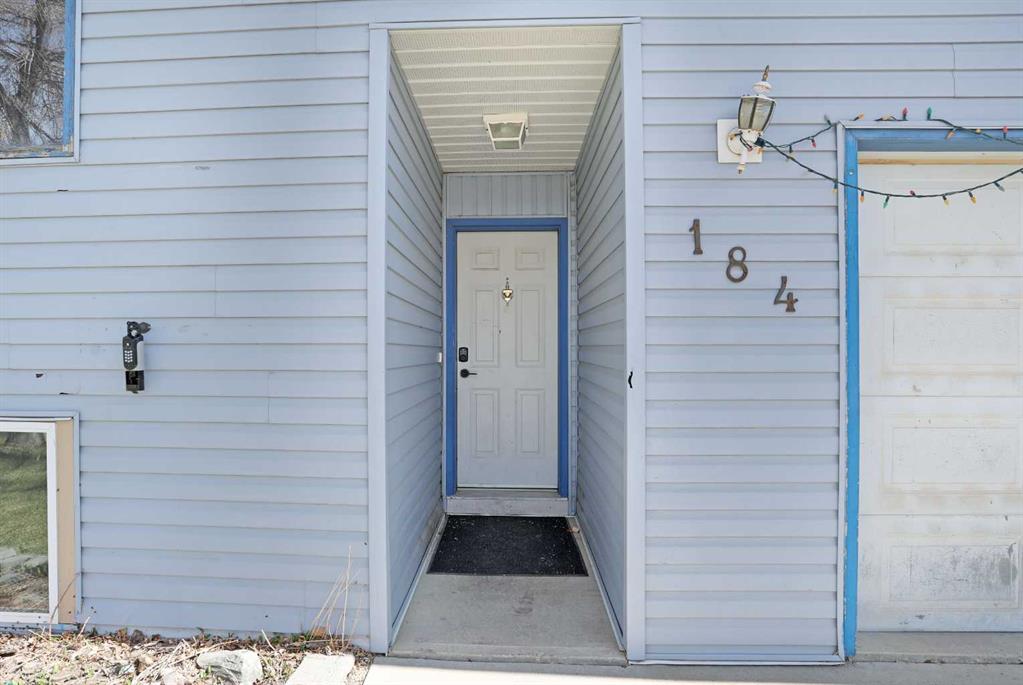 Picture for 184 Upland Boulevard W