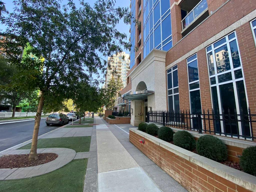 Picture for 206, 817 15 Avenue SW