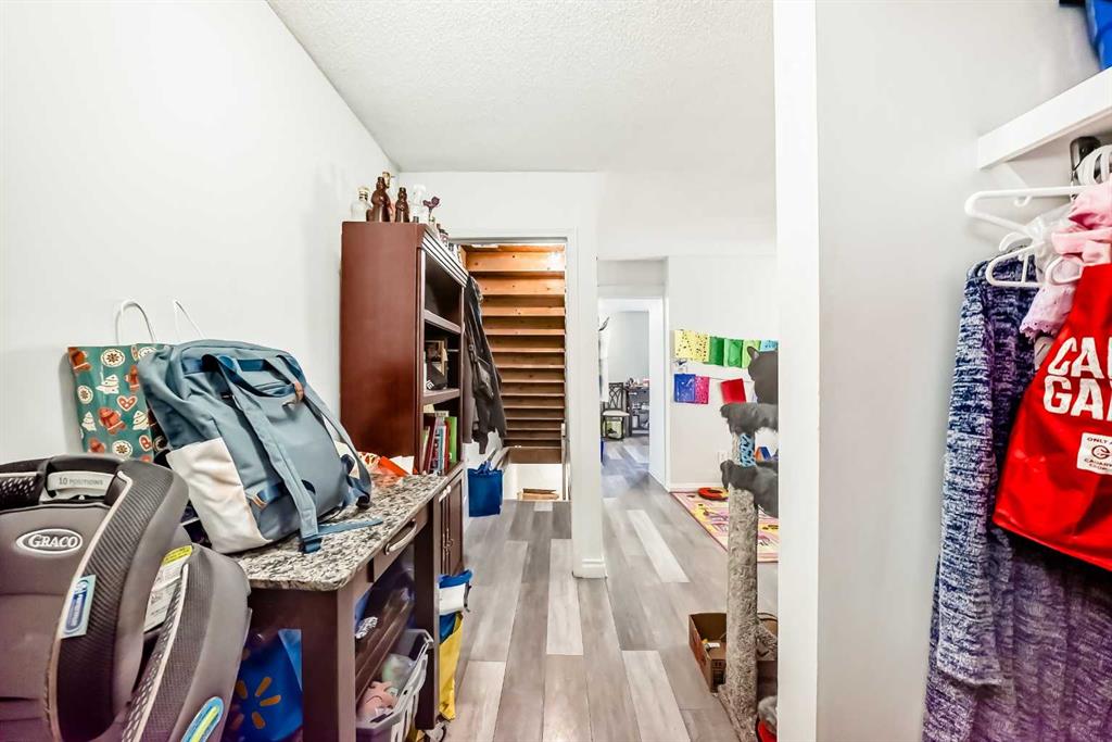 Picture for 3042 Doverville Crescent SE