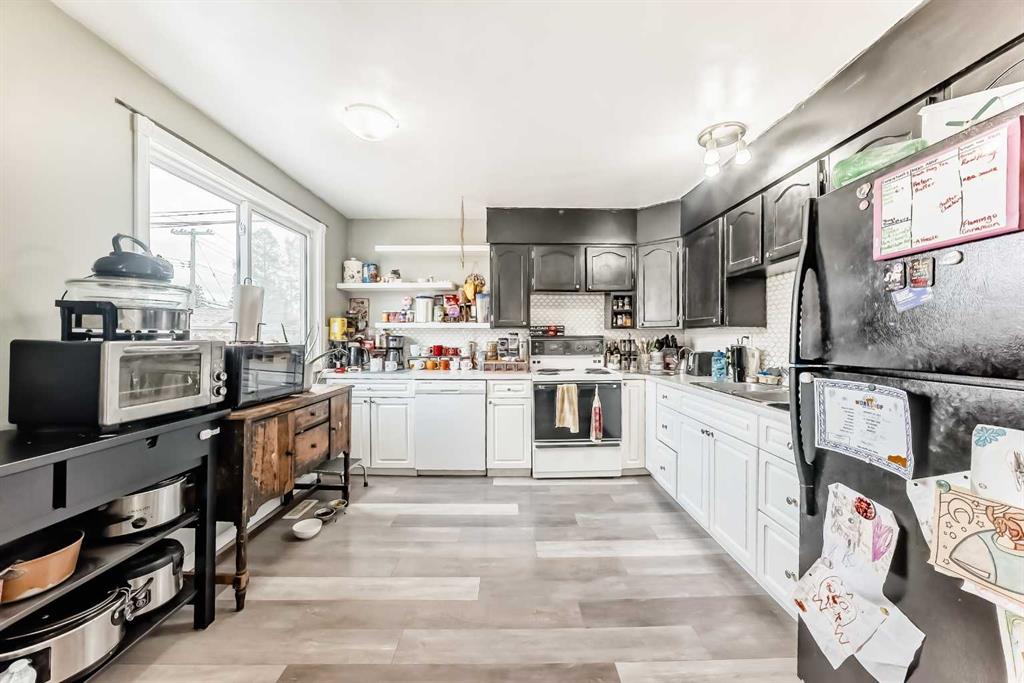 Picture for 3042 Doverville Crescent SE