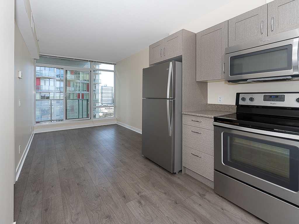 Picture for 706, 30 Brentwood Common NW
