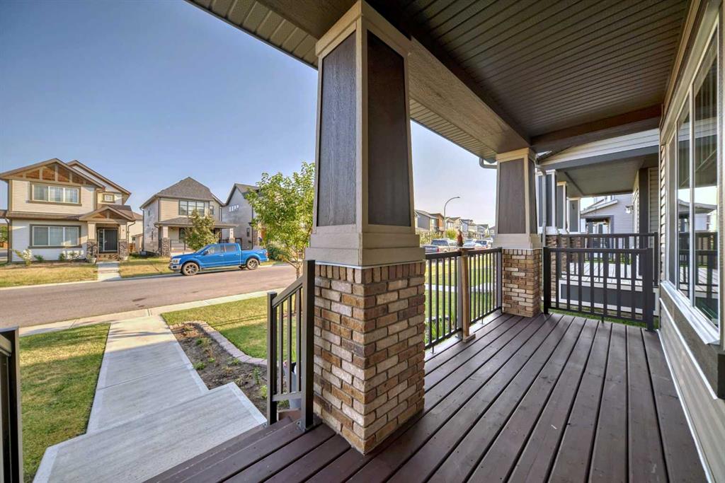 Picture for 9 Copperpond Avenue SE