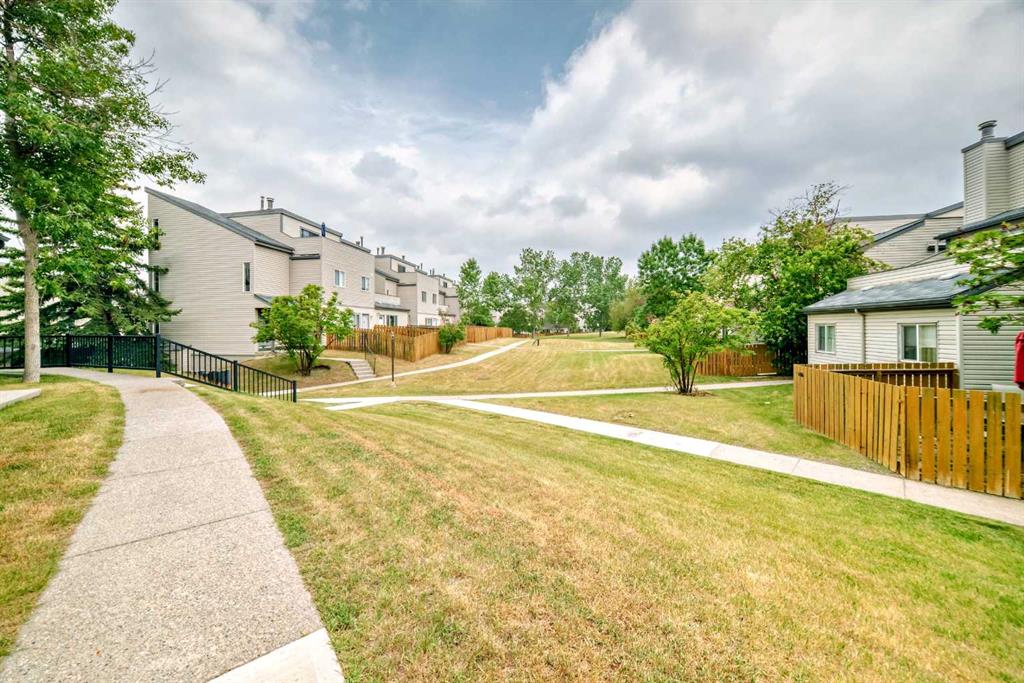 Picture for 702, 1540 29 Street NW