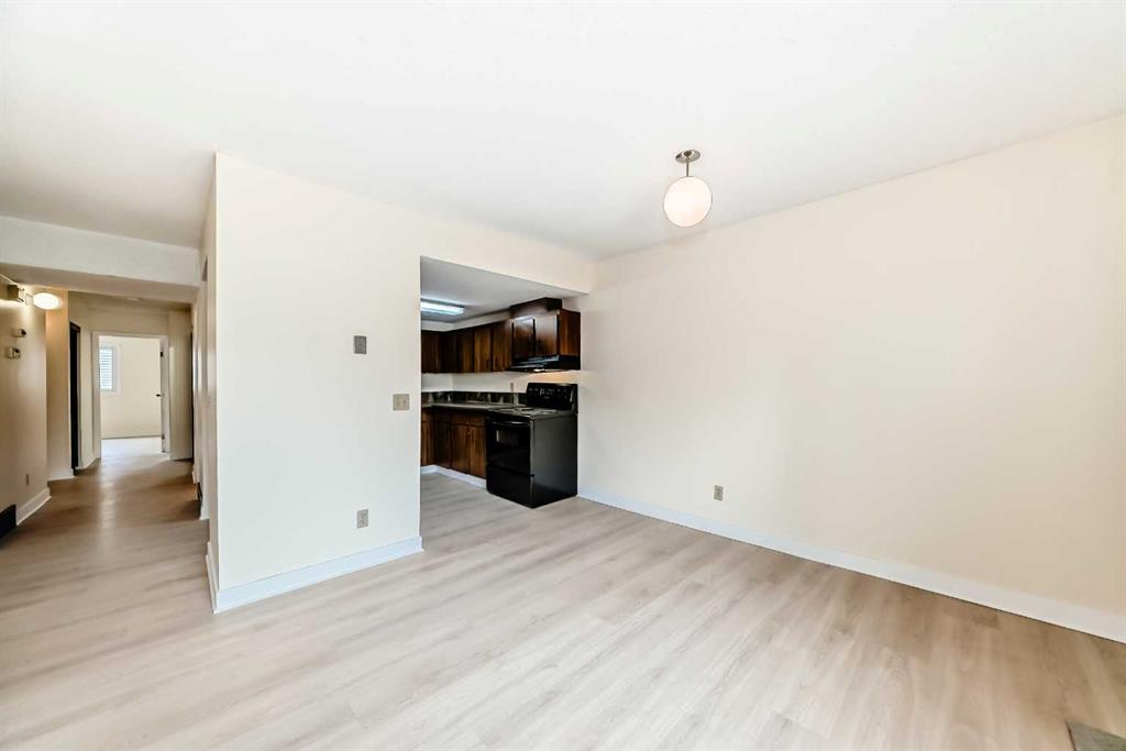 Picture for 702, 1540 29 Street NW