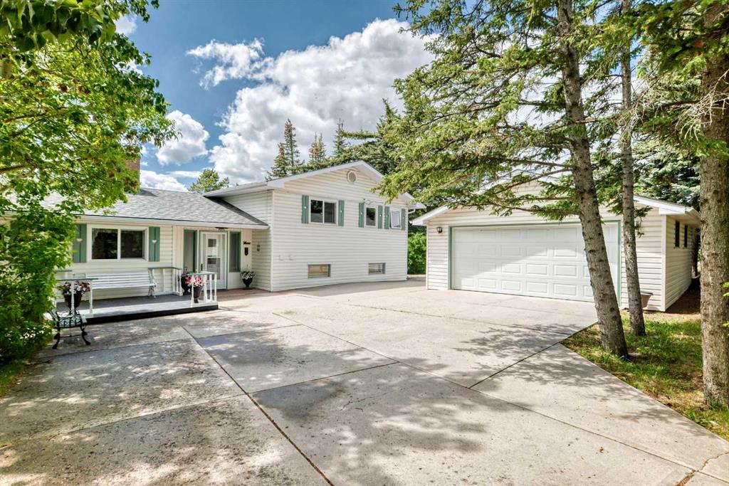 Picture for 10737 Eamon Road NW